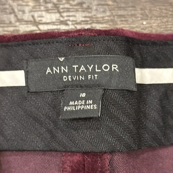 NWT Ann Taylor Women's Devin Fit Velvet Ankle Pant Wine Size 18 - Picture 7 of 11